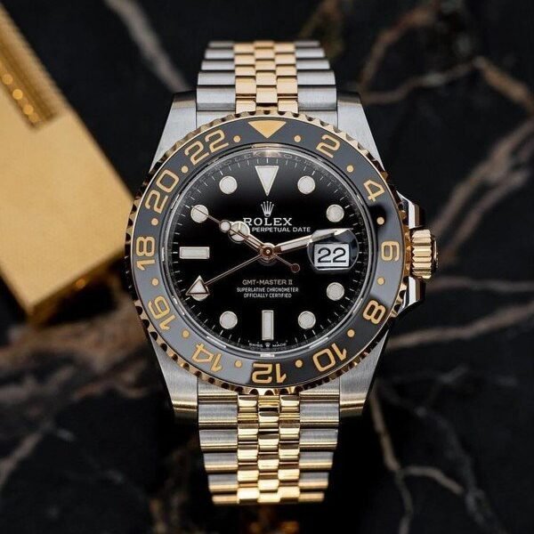 ROLEX GMT MASTER 2 OYSTERSTEEL YELLOW GOLD
AUTOMATIC
