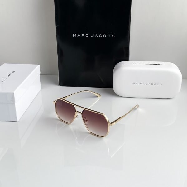 Marc Jacobs gold brown 5025