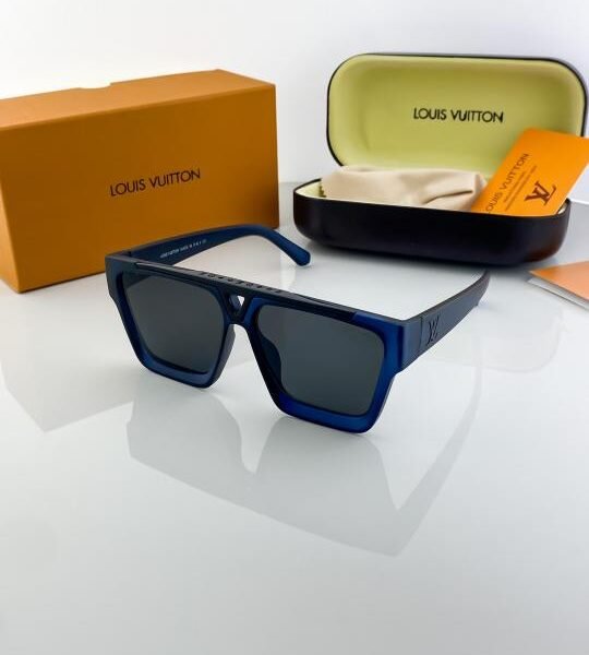 Louis Vuitton Blue 1502 Sunglasses