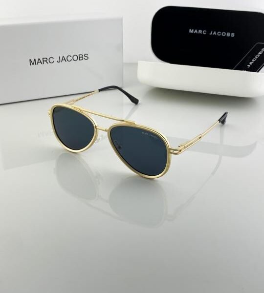 MARC JACOBS GOLD BLACK 517