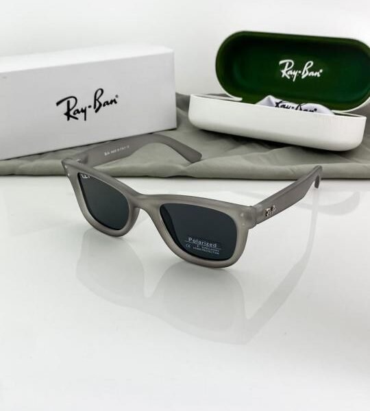 RAYBAN GREY REVERSE 0502