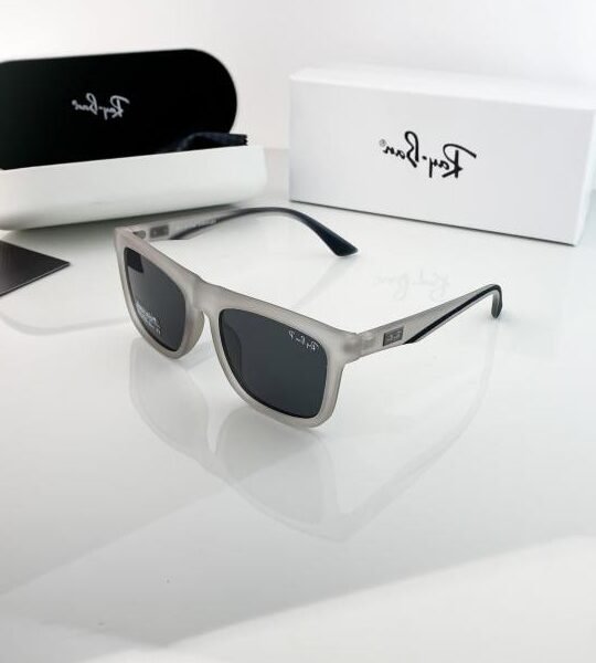 RAYBAN GREY BLACK 4558